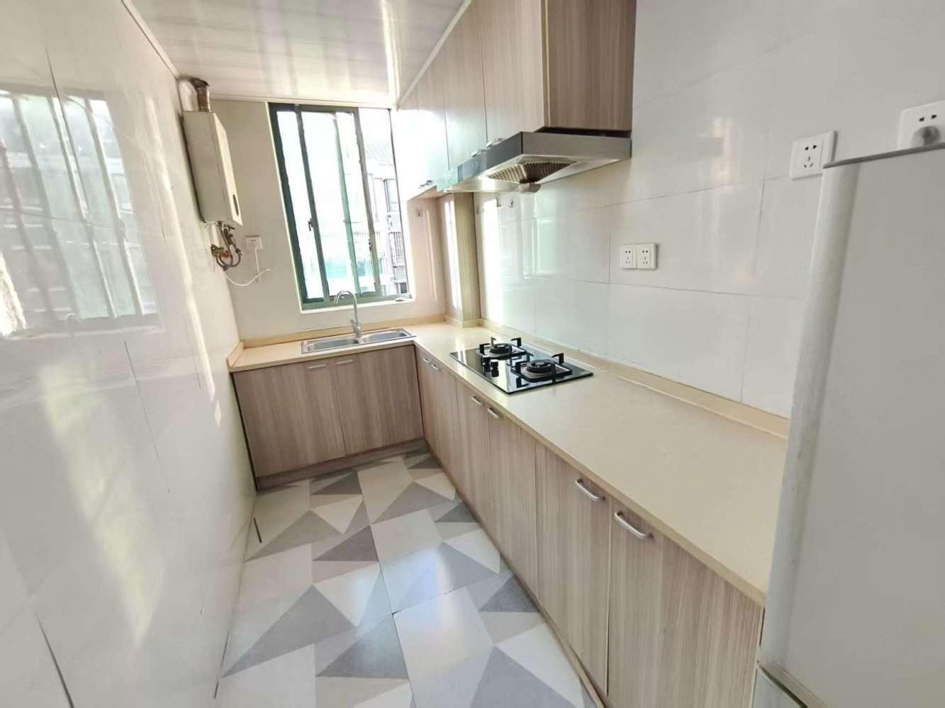 上海齐爱佳苑二手房房源图片