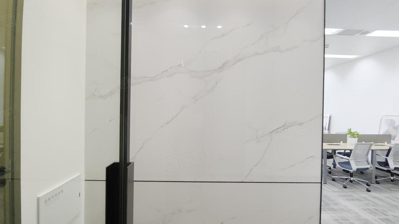 上海陆家嘴滨江中心二手房房源图片