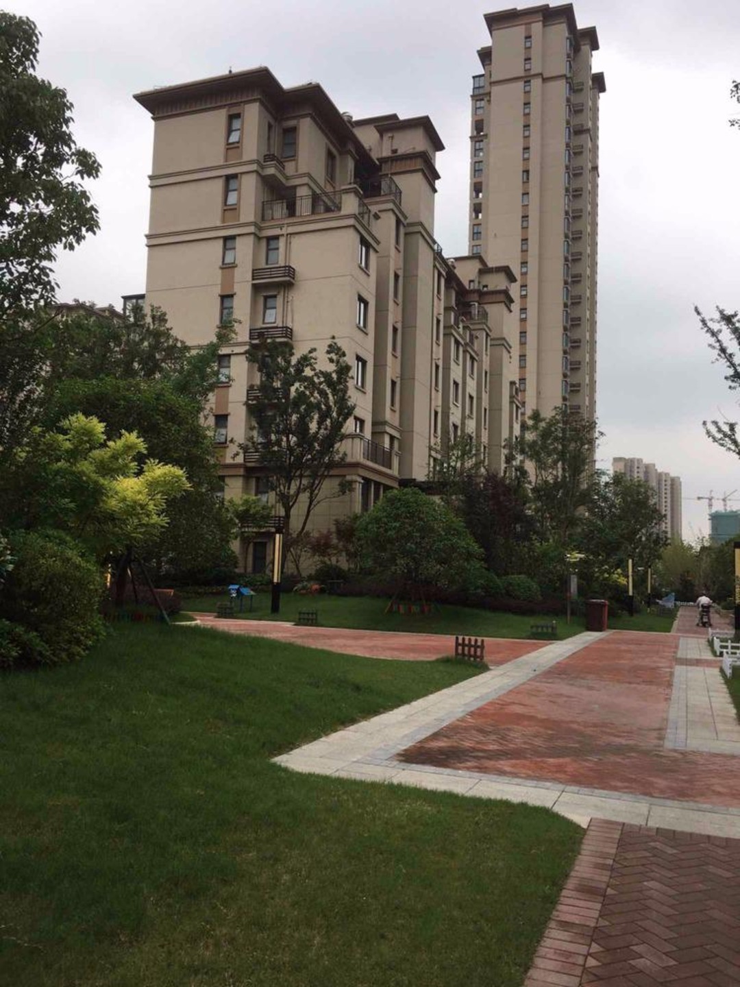 上海佳兆业城市广场(东区)二手房房源图片