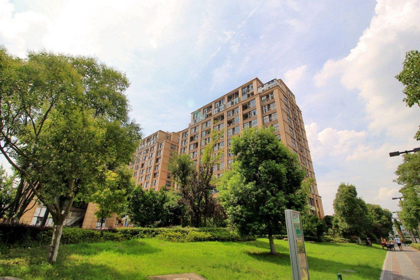 上海安亭财富广场(南楼)二手房房源图片