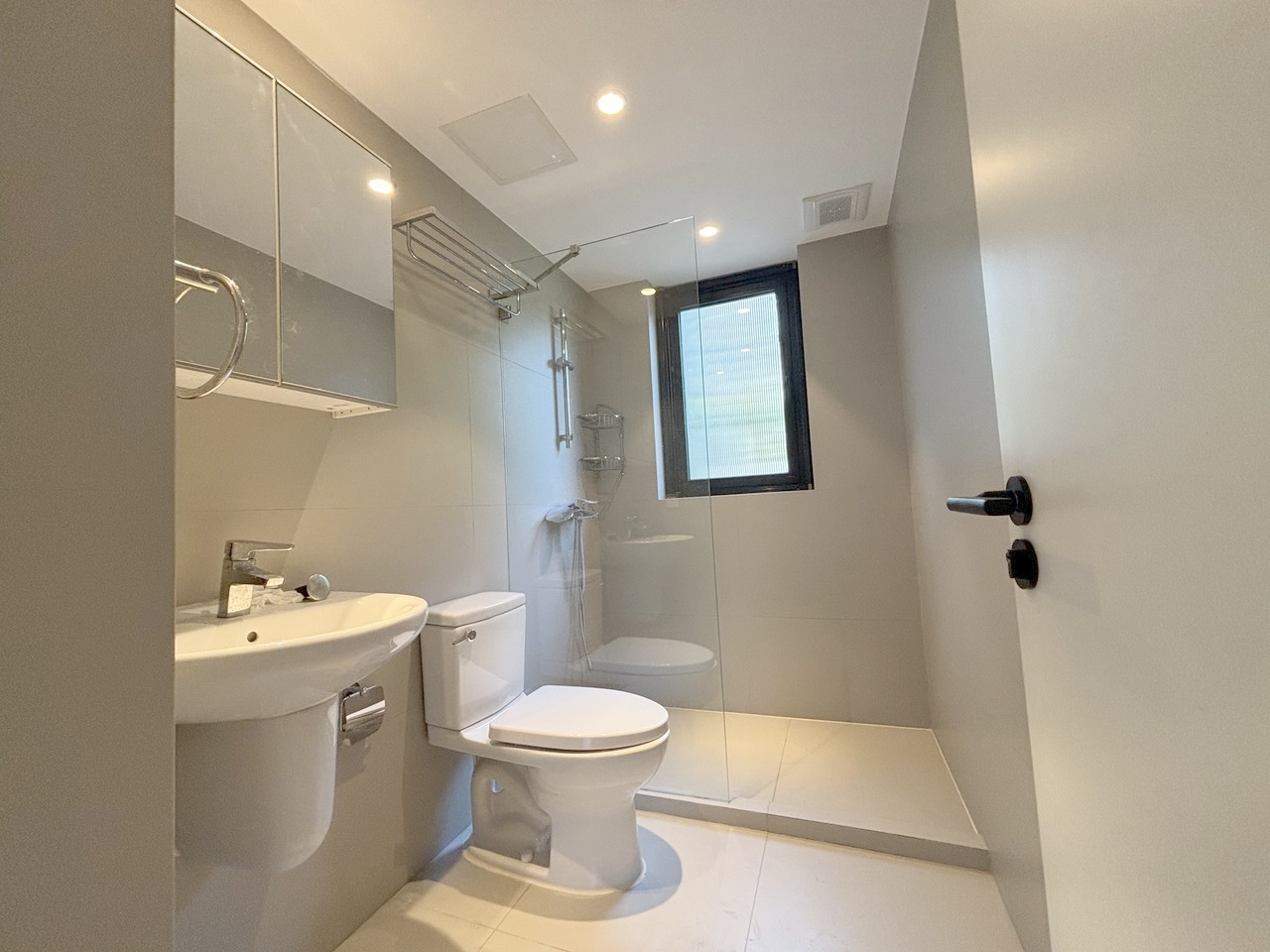 上海嘉里华庭二手房房源图片