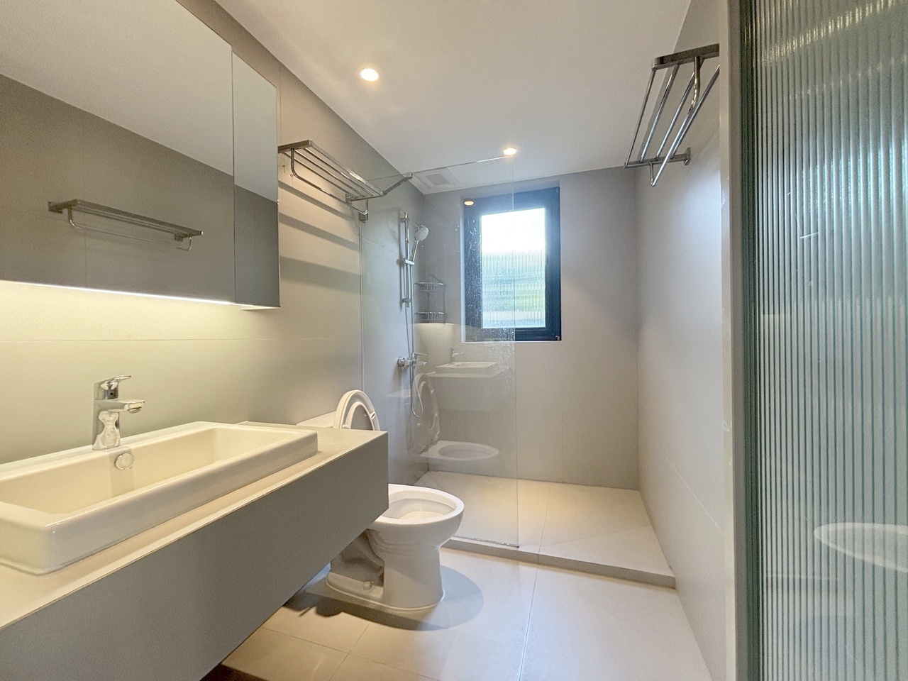 上海嘉里华庭二手房房源图片