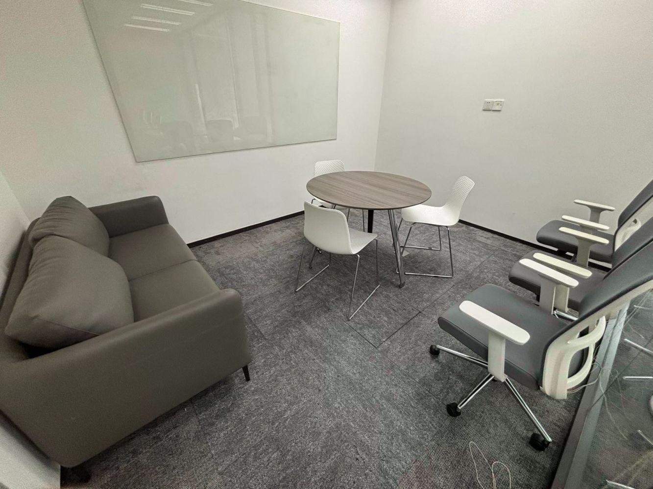 上海中国人寿金融中心二手房房源图片