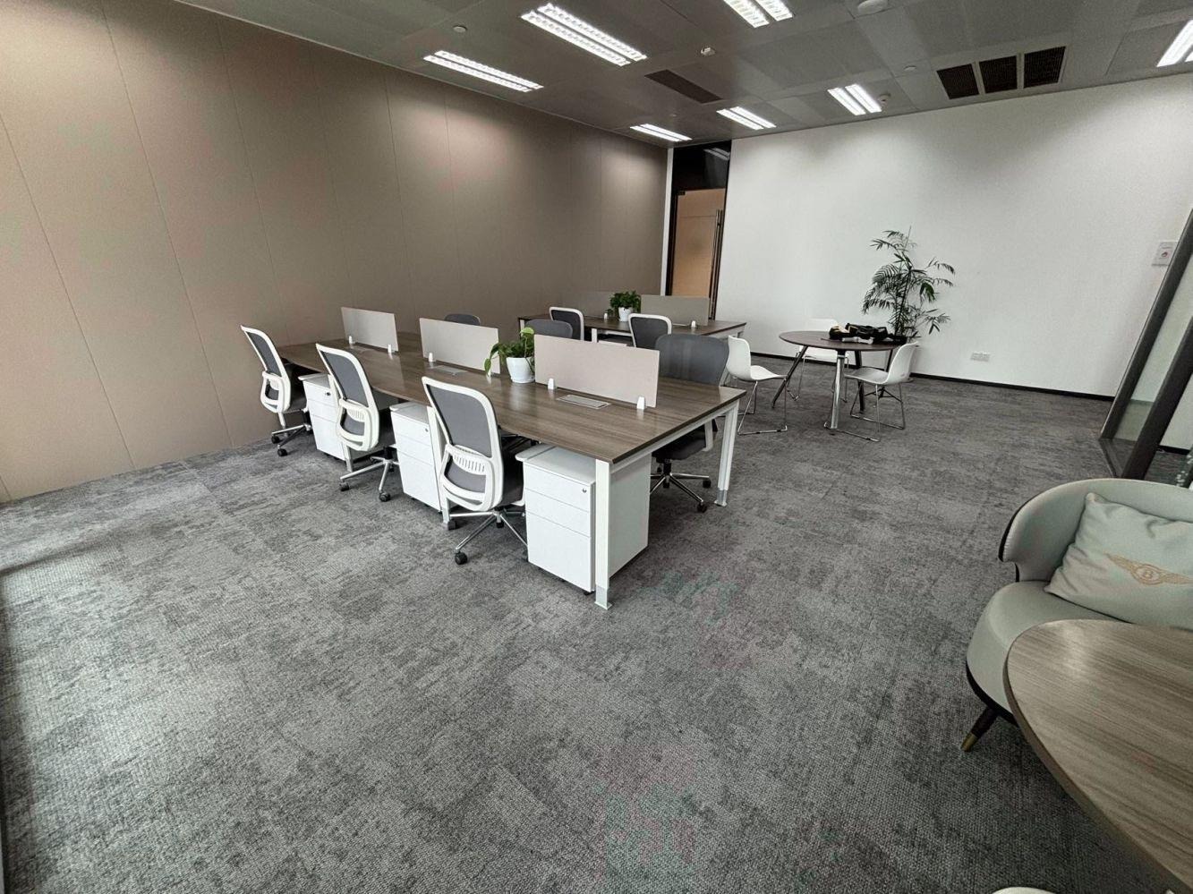 上海中国人寿金融中心二手房房源图片