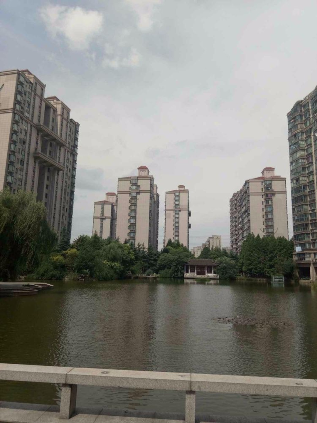 上海宝宸怡景园二手房房源图片