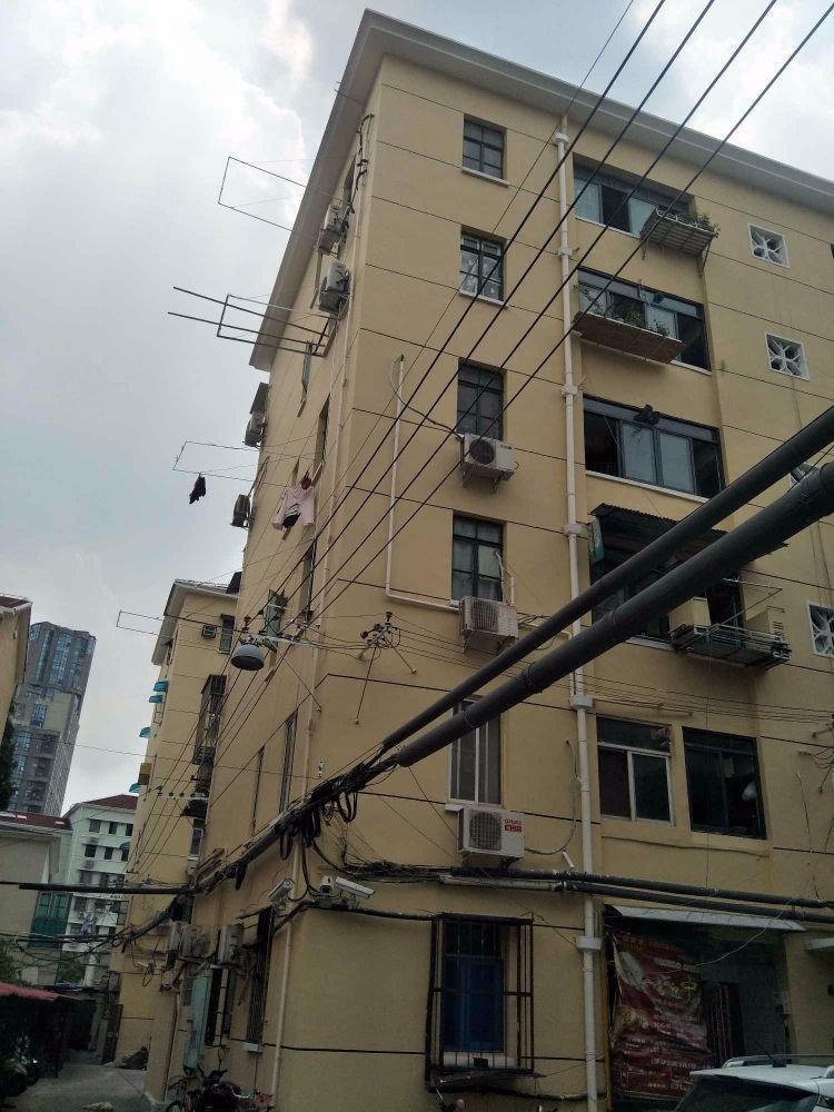 上海中华新路730弄小区二手房房源图片