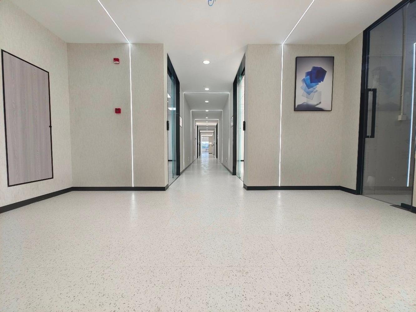 上海宝钢浦东国贸大厦二手房房源图片