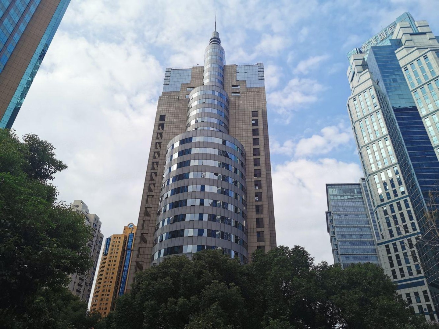 上海东方国际科技大厦(办公)二手房房源图片