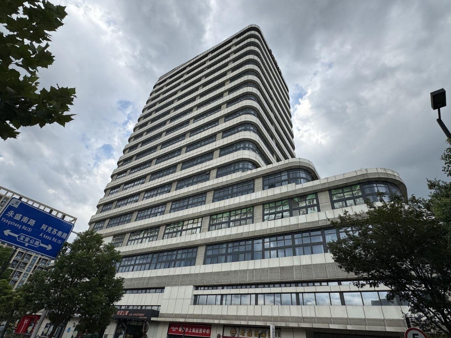 上海百金汉青年汇(办公)二手房房源图片