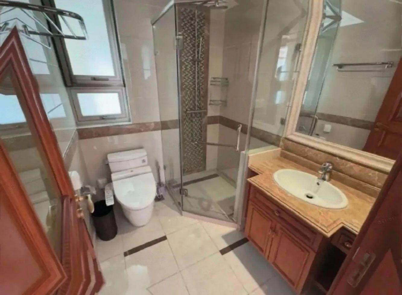 上海徐汇苑二手房房源图片