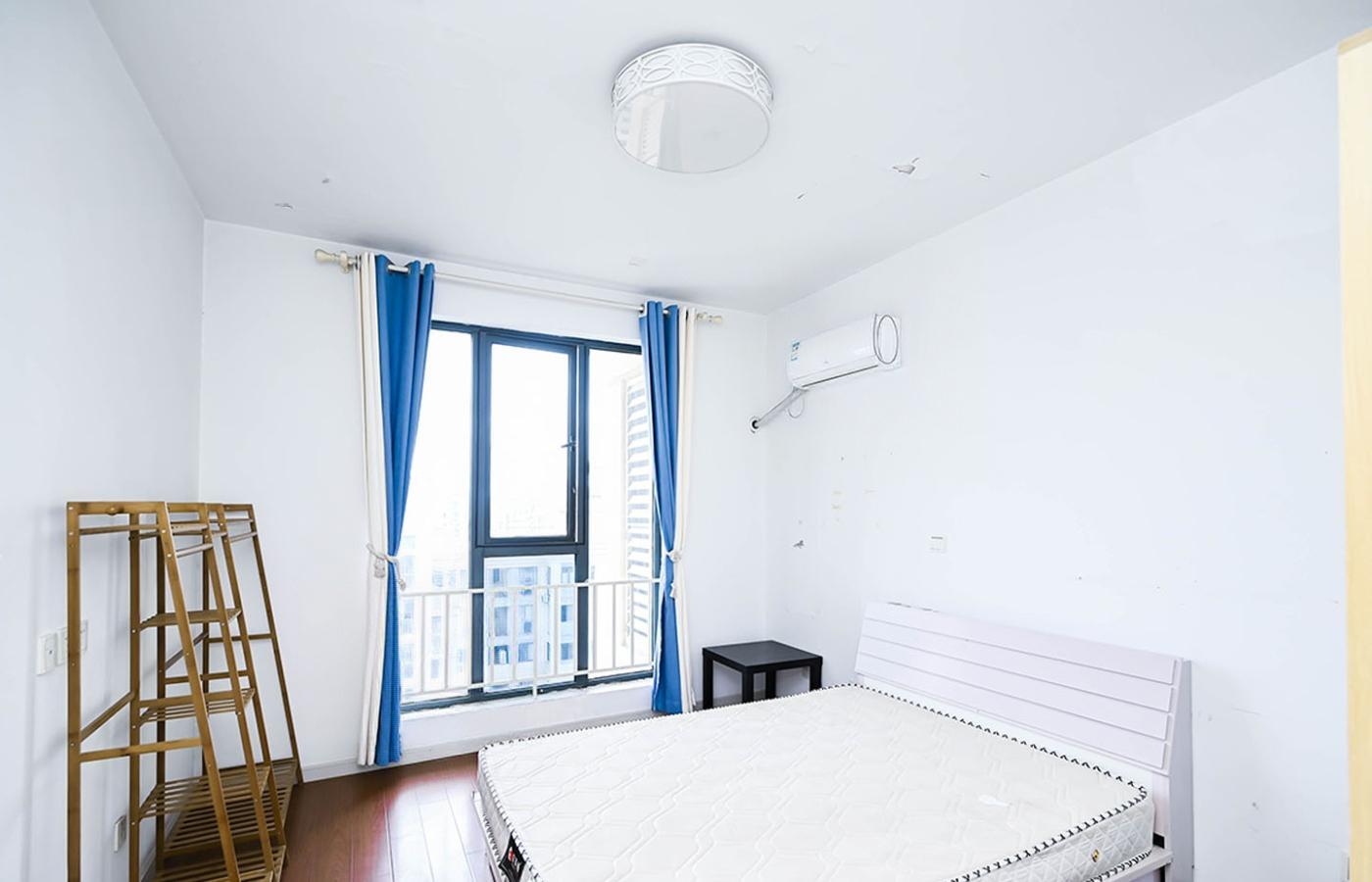 上海绿地崴廉公寓二手房房源图片