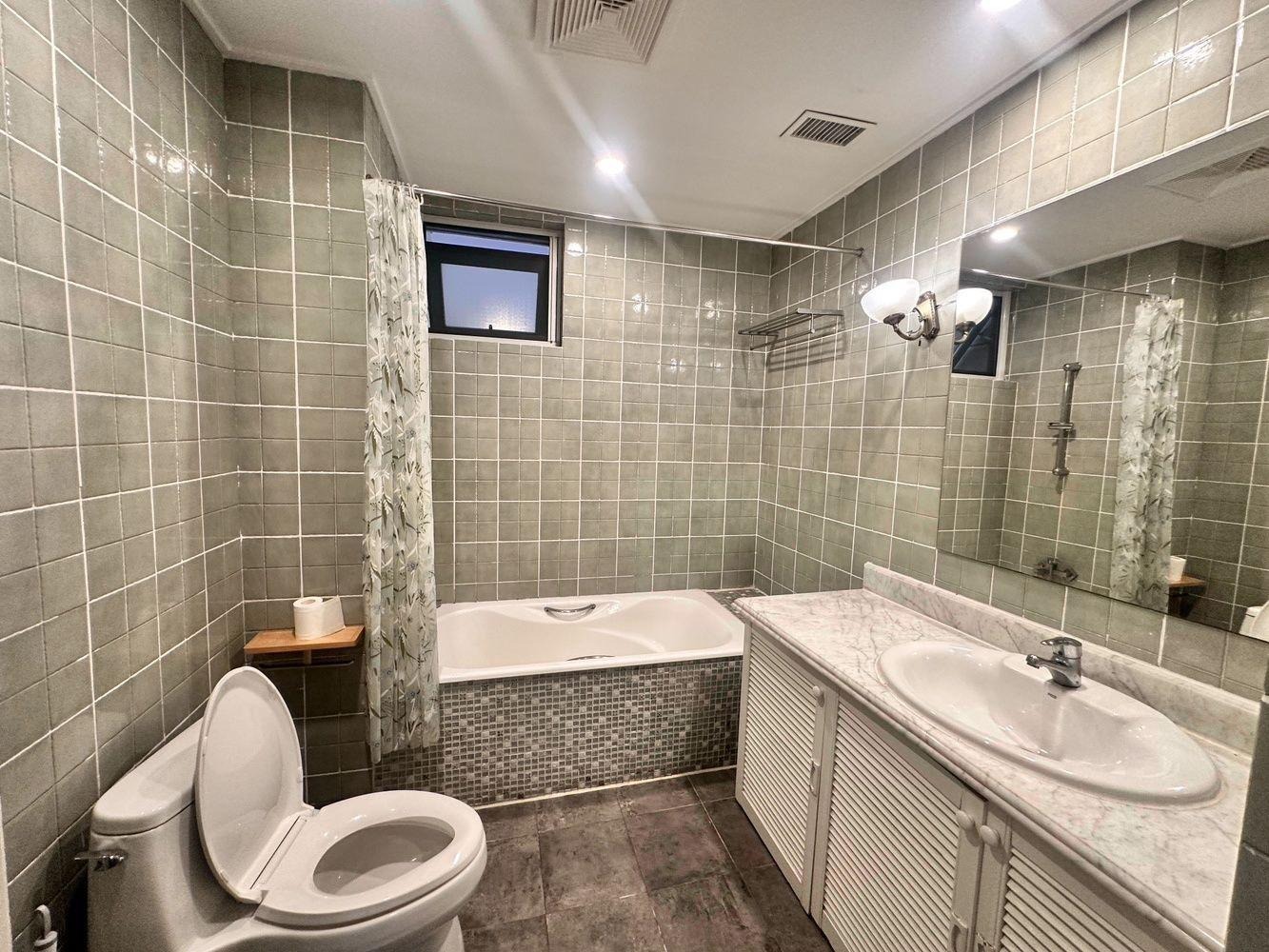 上海碧云花园(一期)二手房房源图片