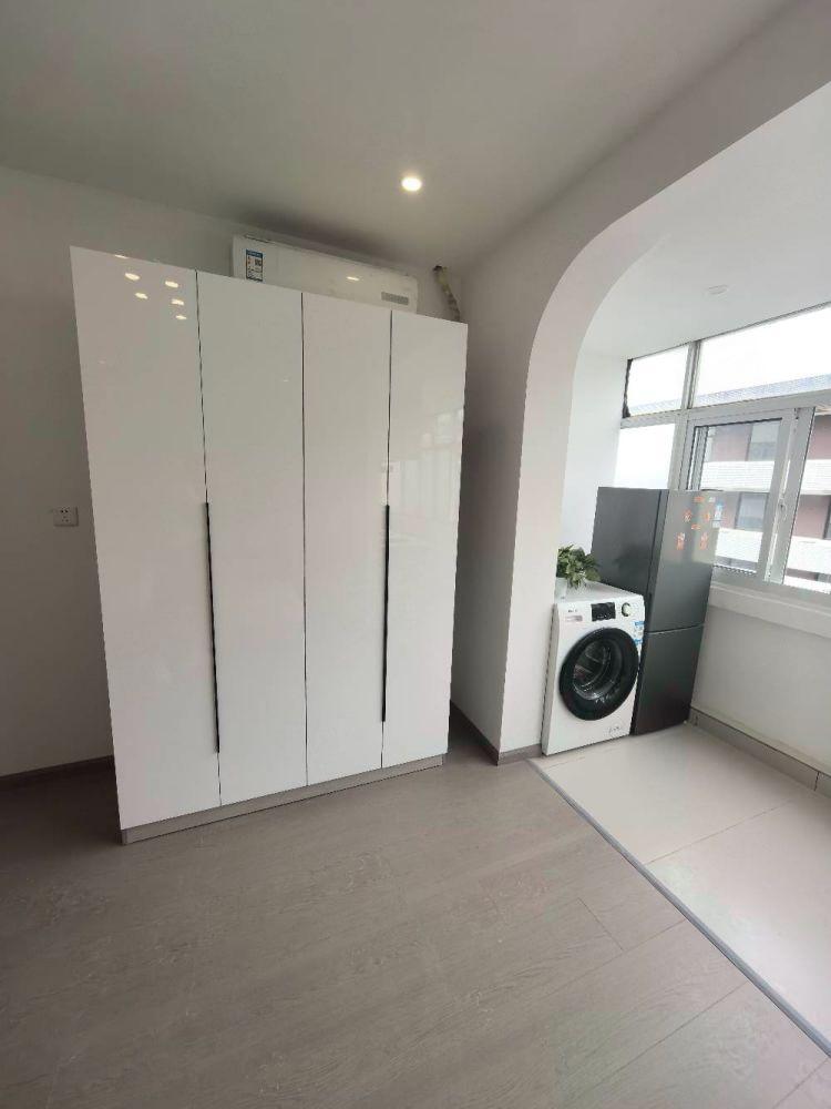 上海新川路300弄小区二手房房源图片