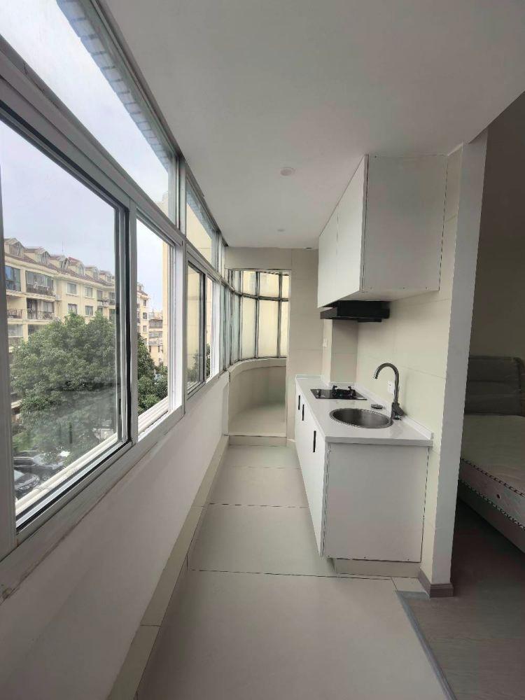 上海新川路300弄小区二手房房源图片