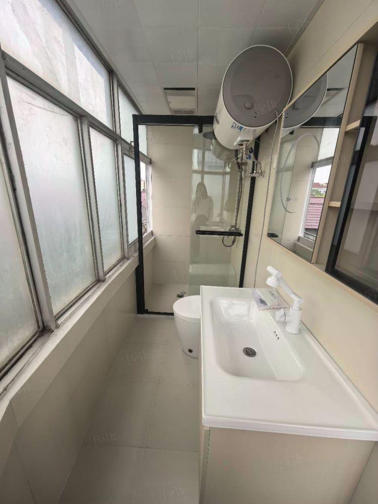 上海新川路300弄小区二手房房源图片