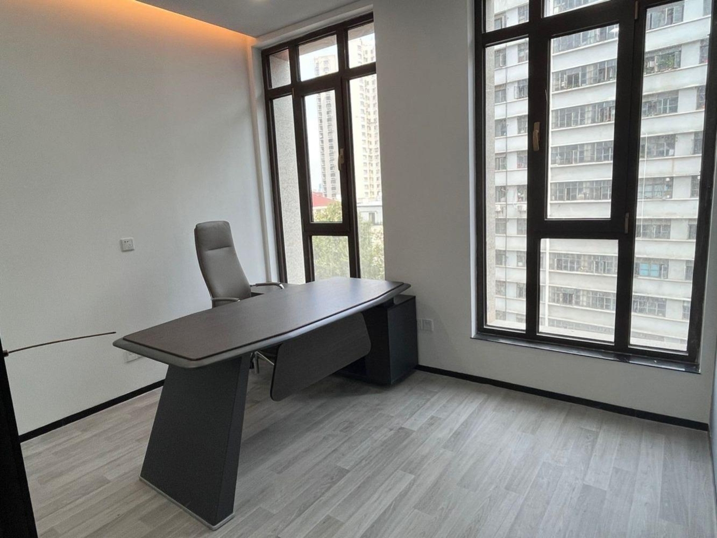 上海沪港国际大厦二手房房源图片