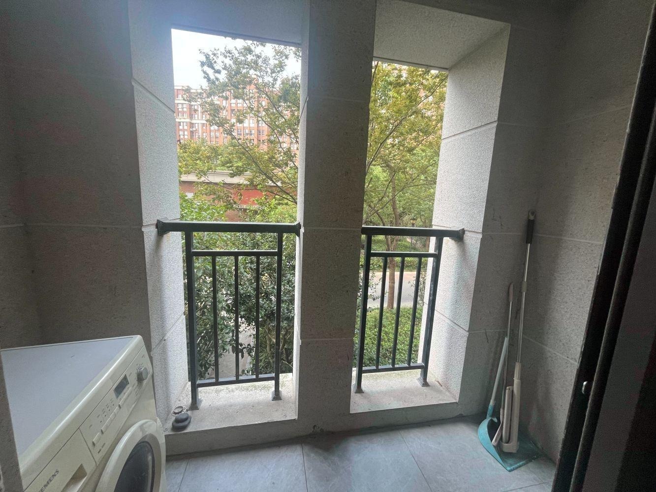 上海尼德兰花园(二期)二手房房源图片