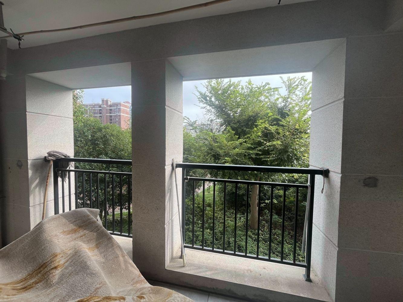 上海尼德兰花园(二期)二手房房源图片