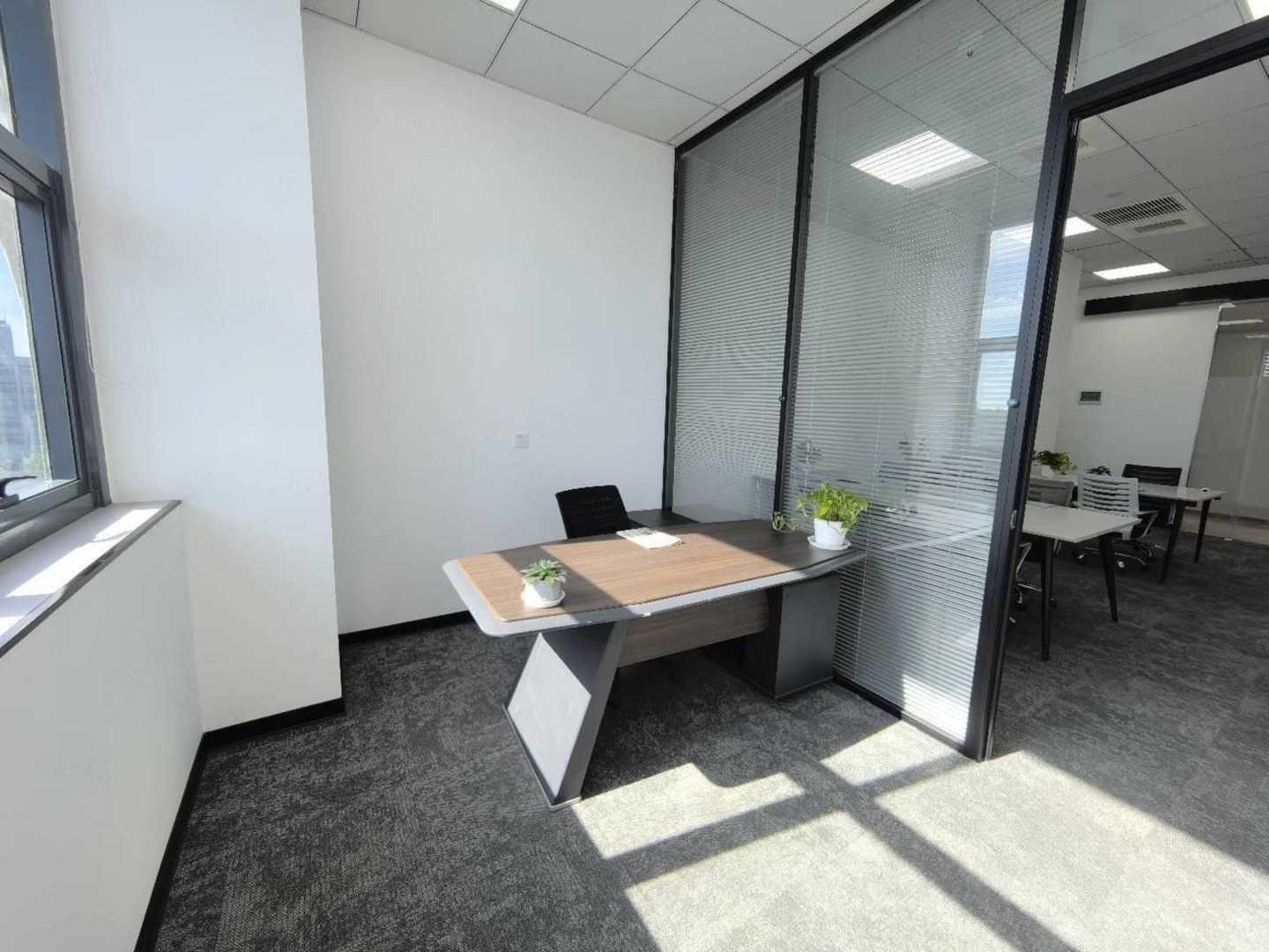 上海宝钢浦东国贸大厦二手房房源图片