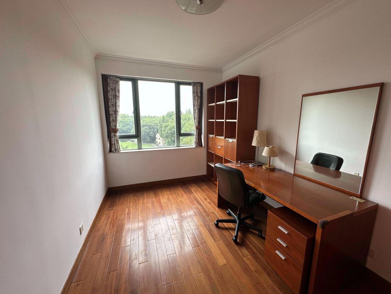 上海嘉里华庭二手房房源图片