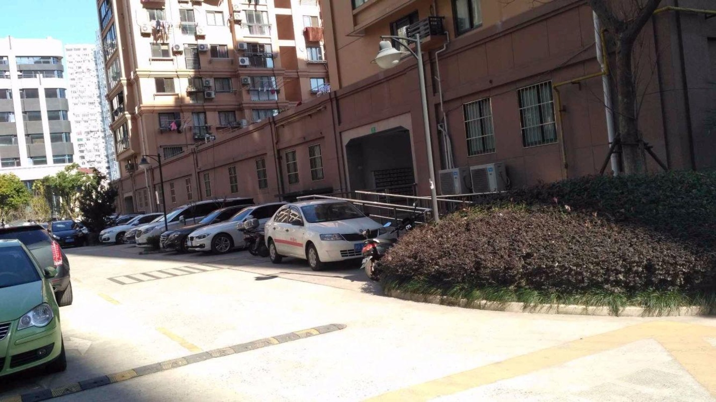上海中春路2100号二手房房源图片