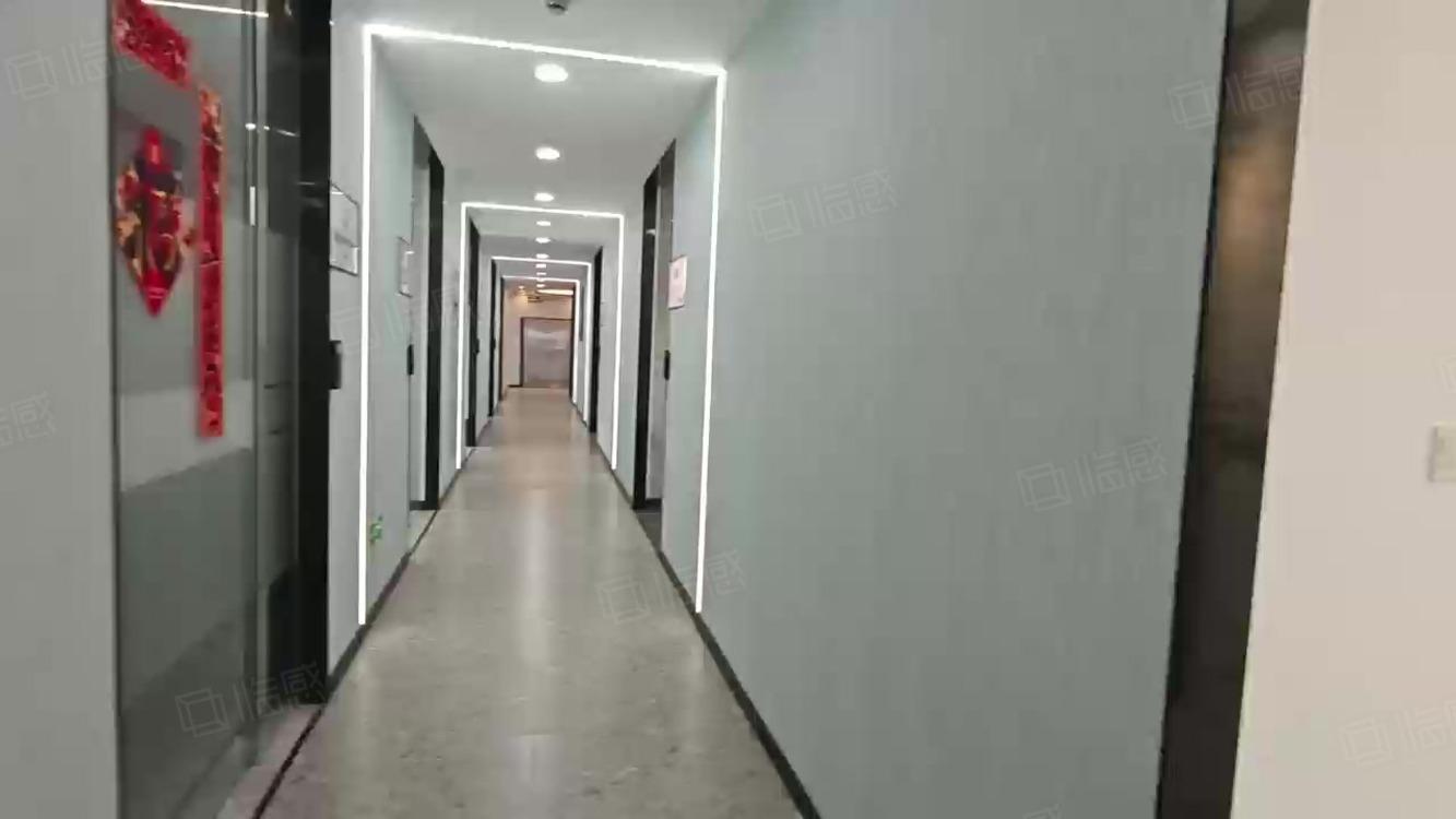 上海宝钢浦东国贸大厦二手房房源图片