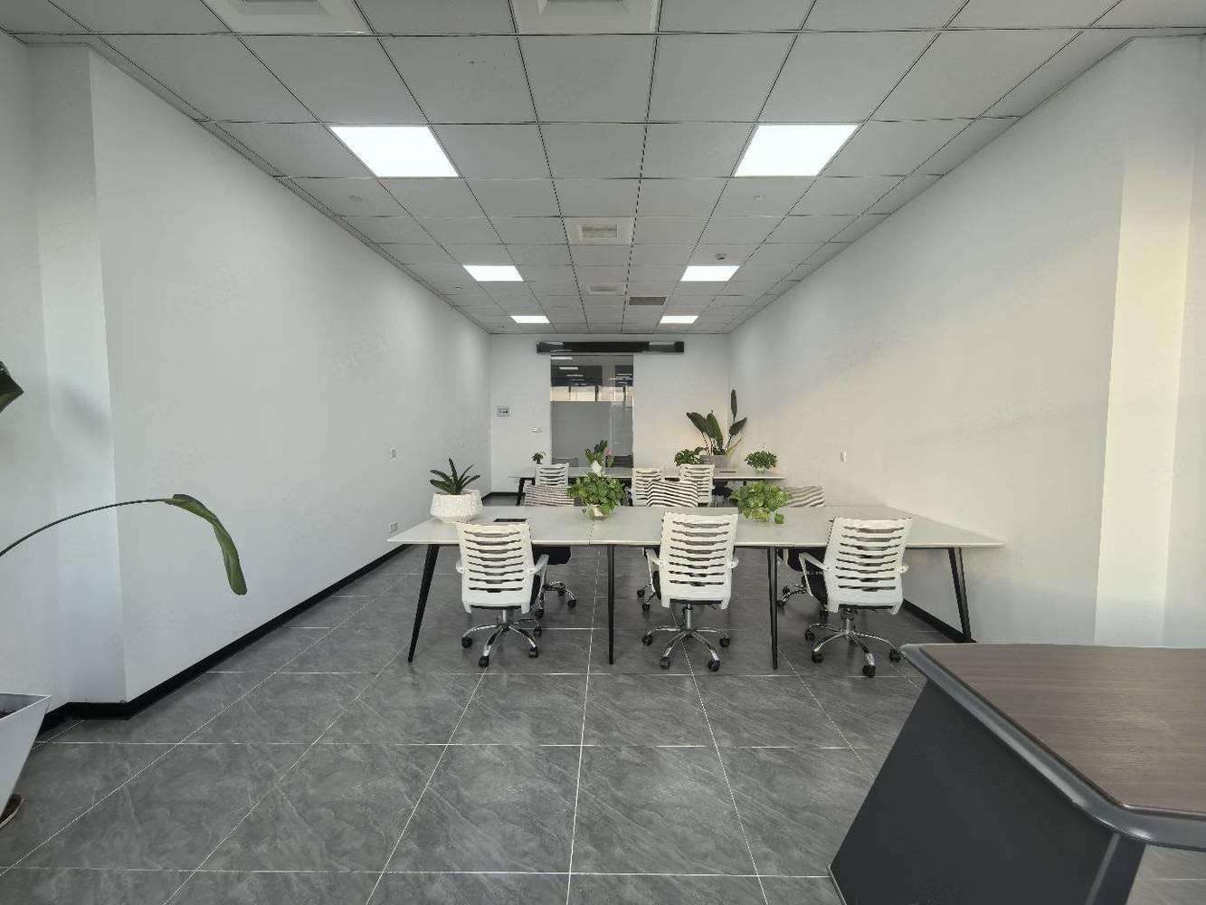 上海宝钢浦东国贸大厦二手房房源图片