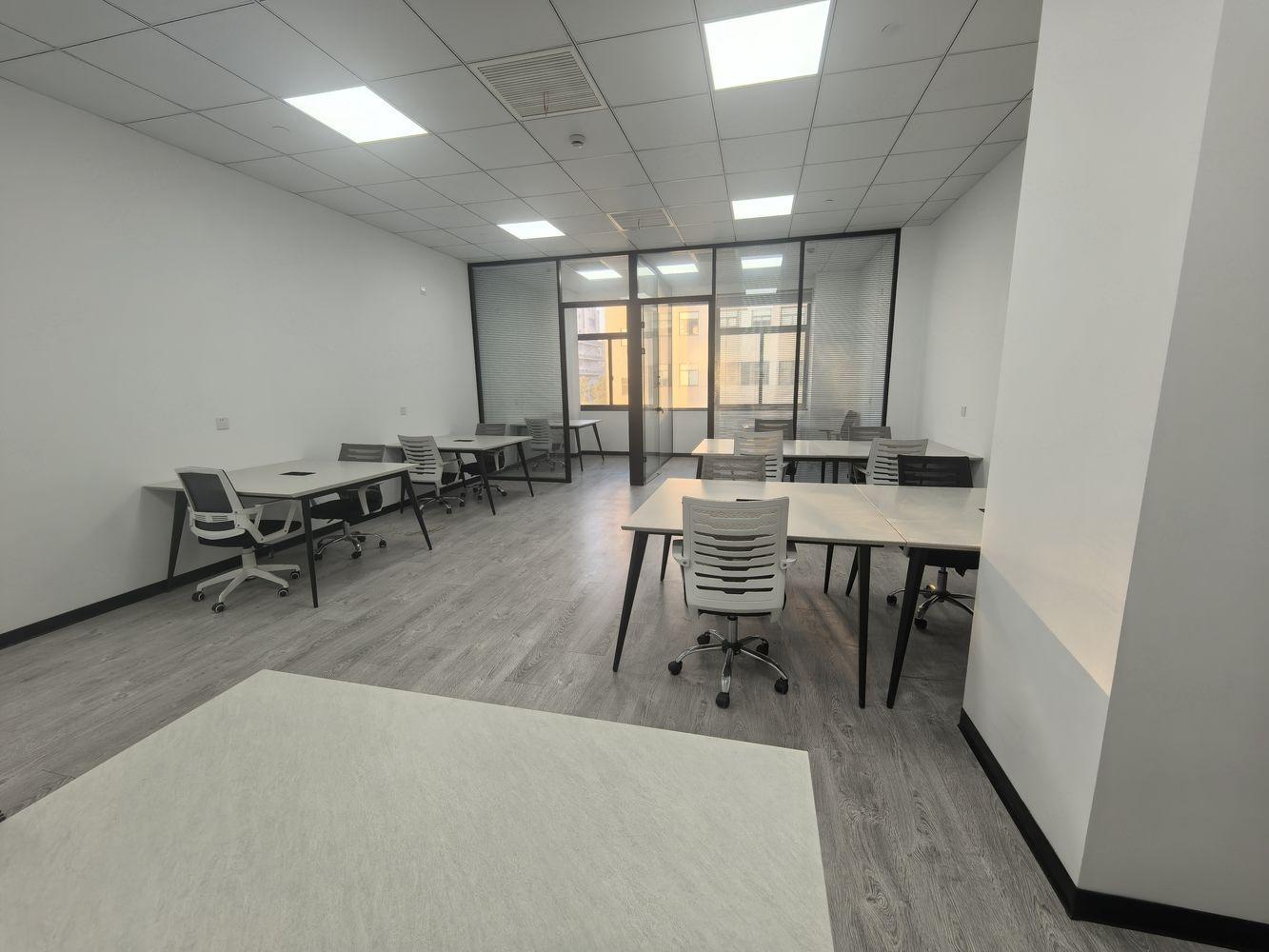 上海宝钢浦东国贸大厦二手房房源图片