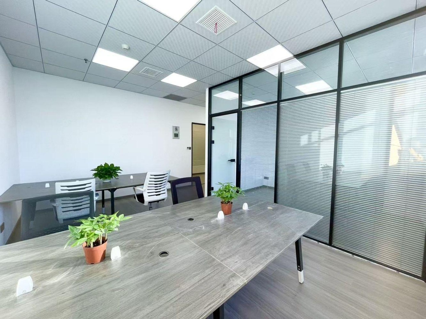 上海金港大厦二手房房源图片