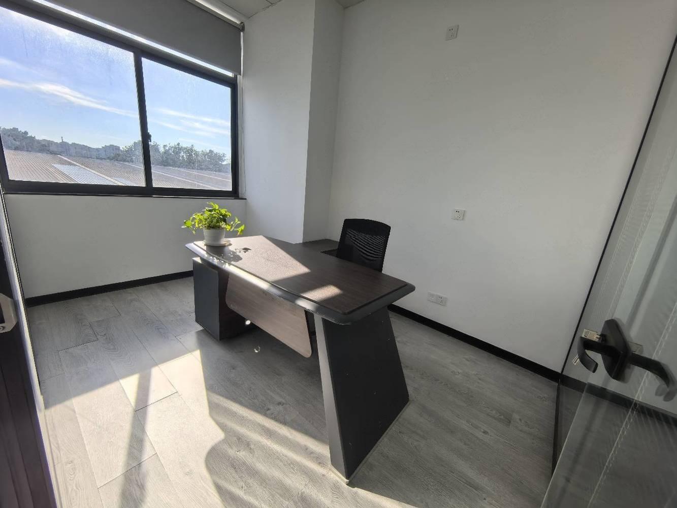 上海宝钢浦东国贸大厦二手房房源图片