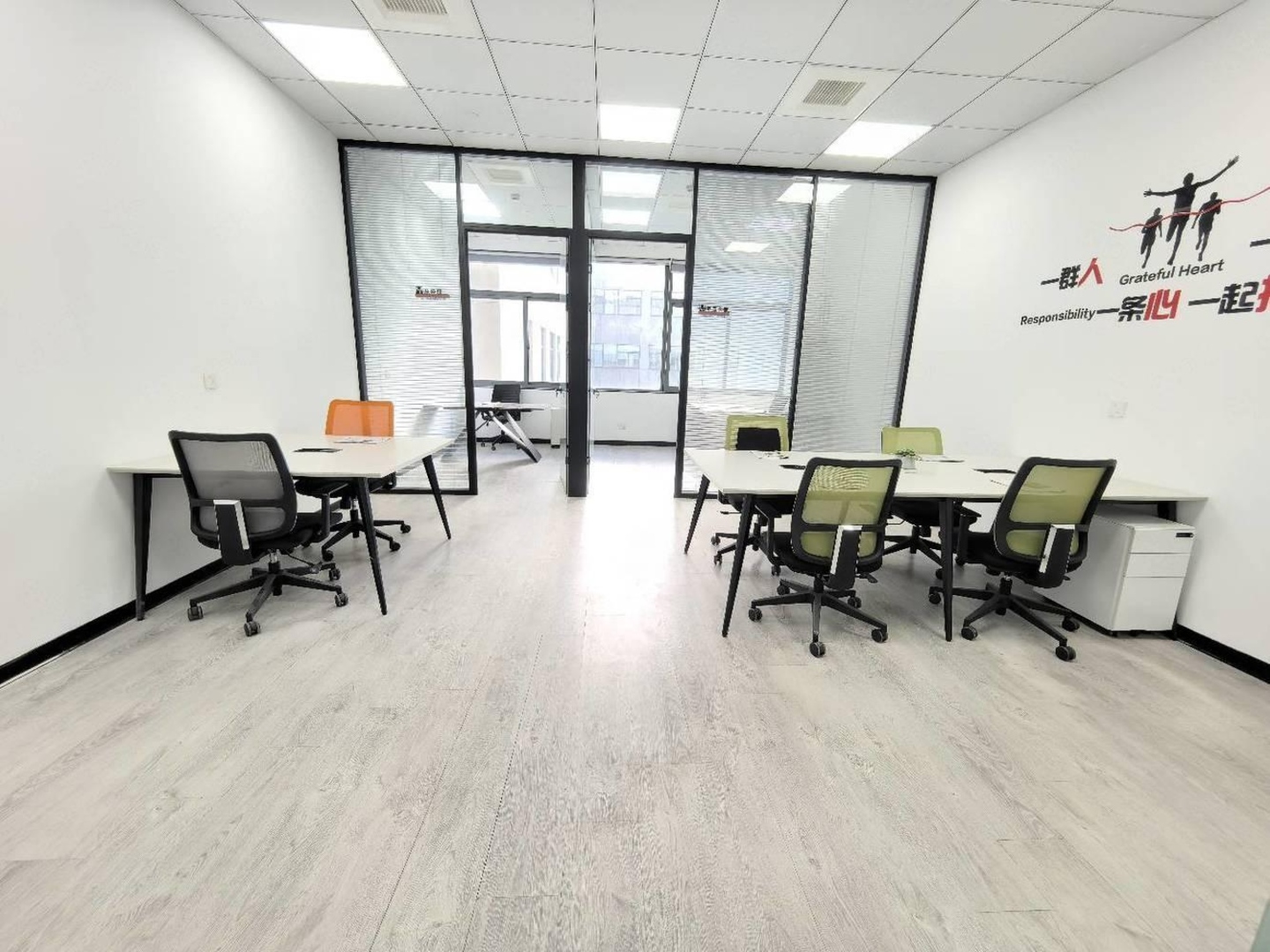 上海宝钢浦东国贸大厦二手房房源图片