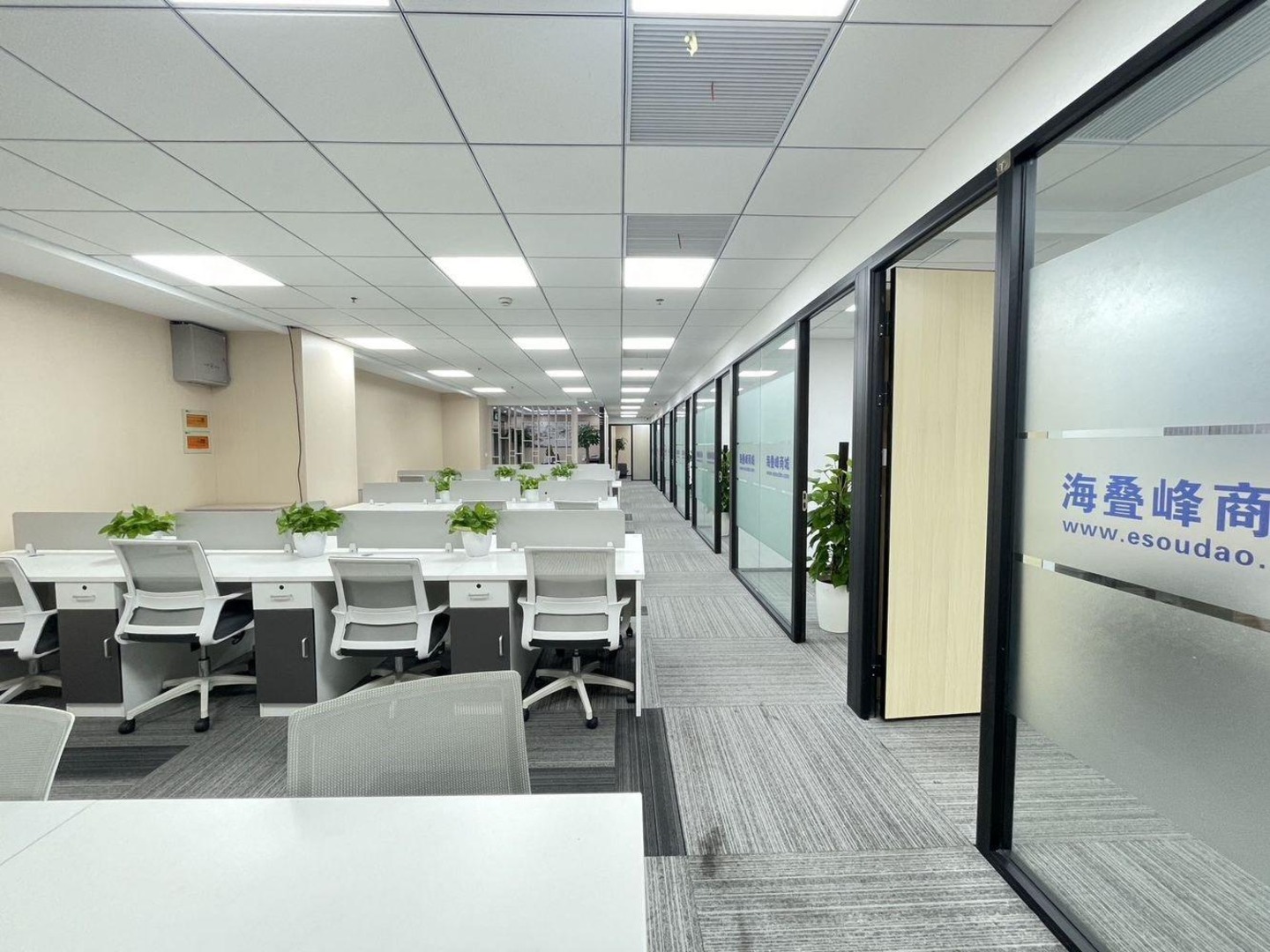 上海宽银国际金融大厦二手房房源图片