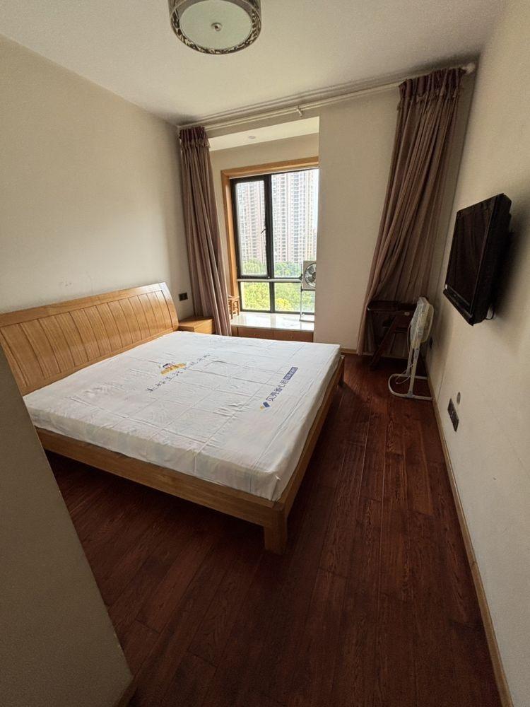 上海中交滨江广场二手房房源图片