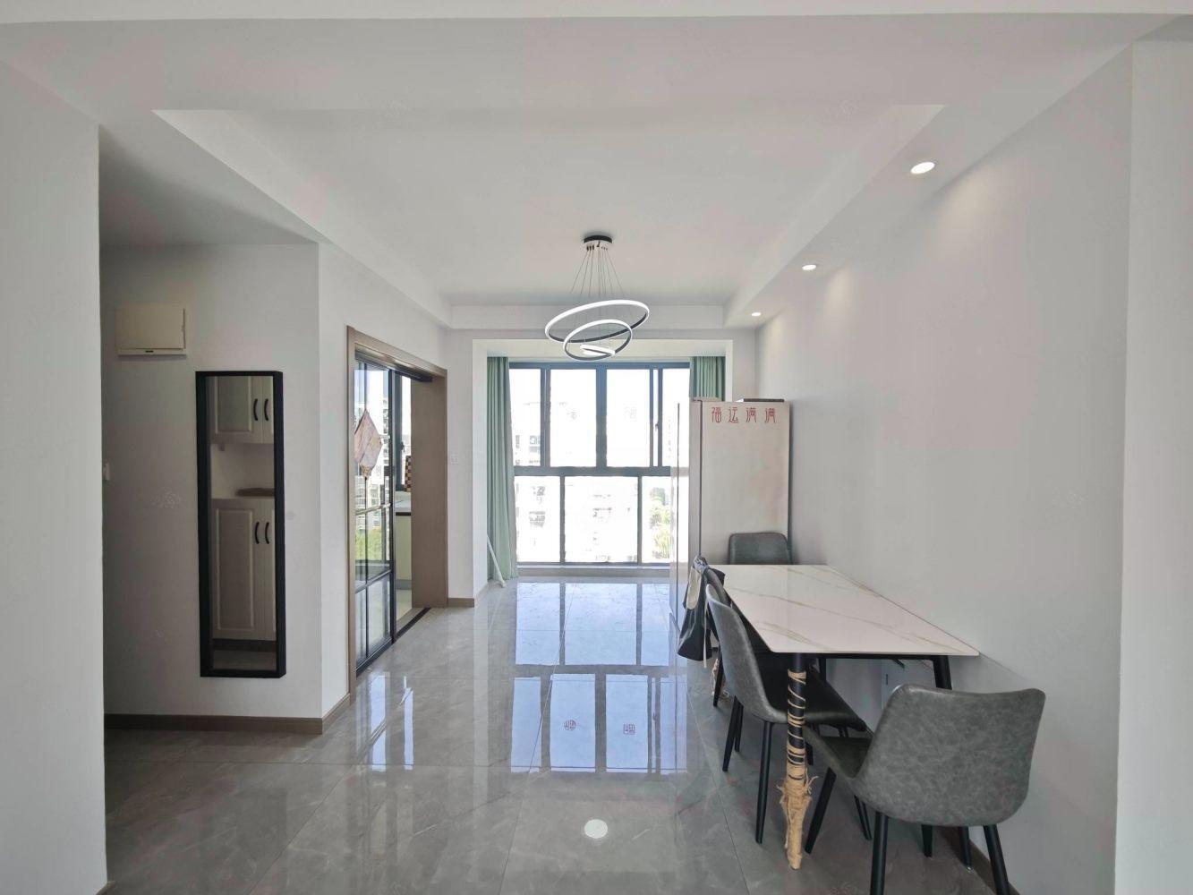 上海新高苑兰园二手房房源图片