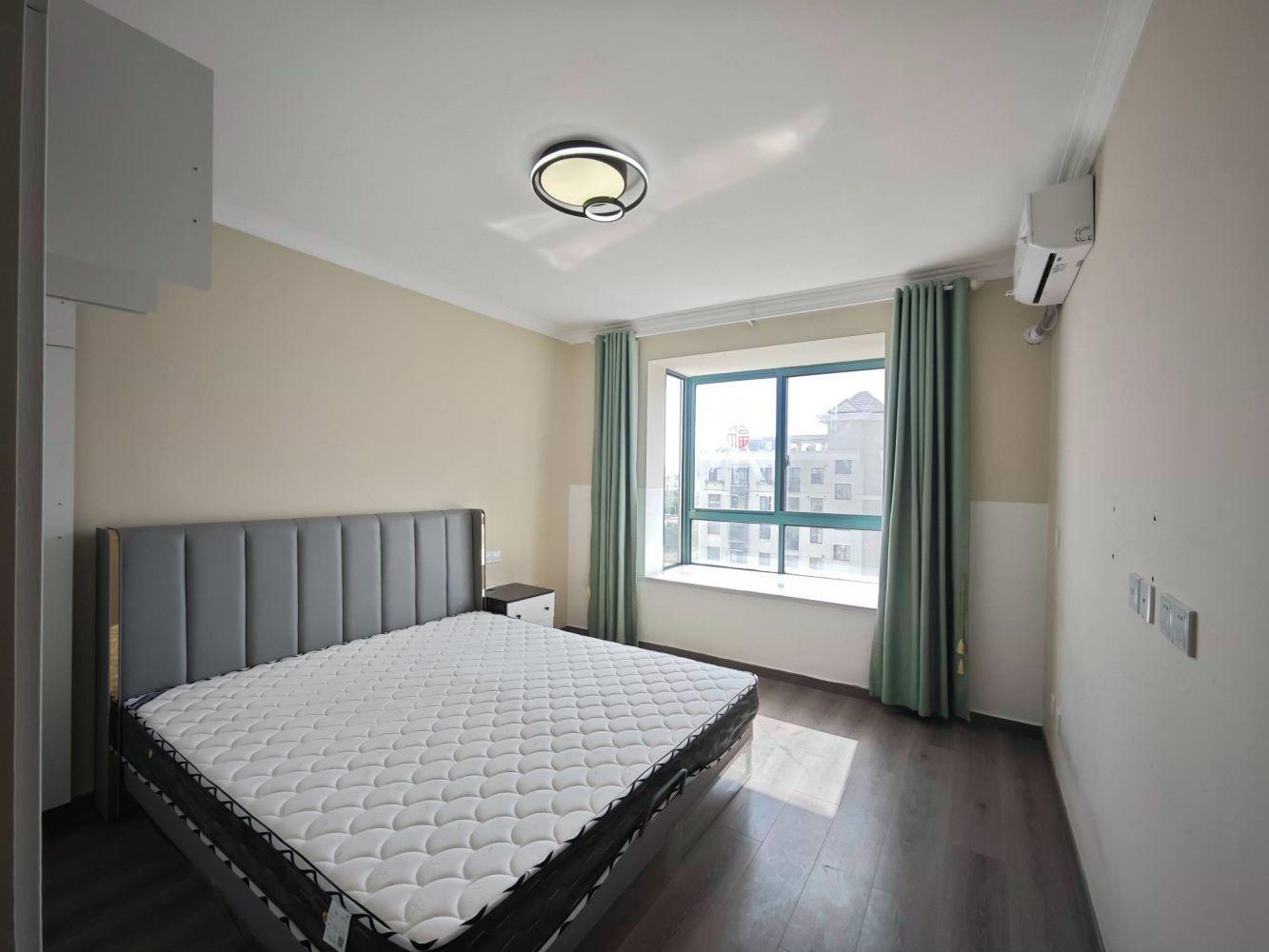 上海新高苑兰园二手房房源图片