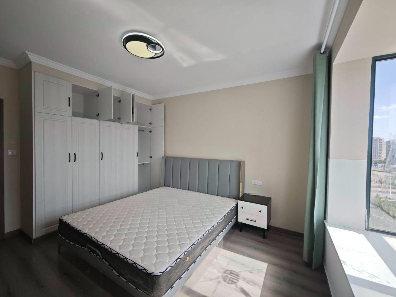 上海新高苑兰园二手房房源图片