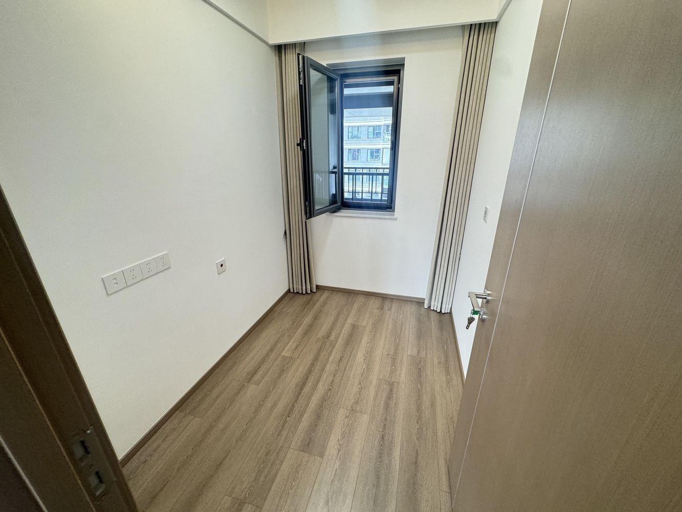 上海瑞仕云曜璟庭二手房房源图片