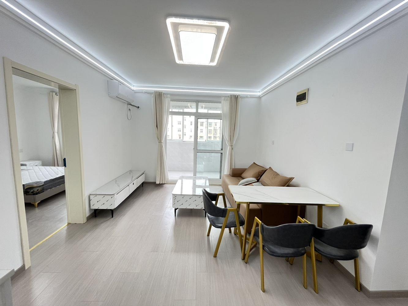 上海佳伟景苑二手房房源图片