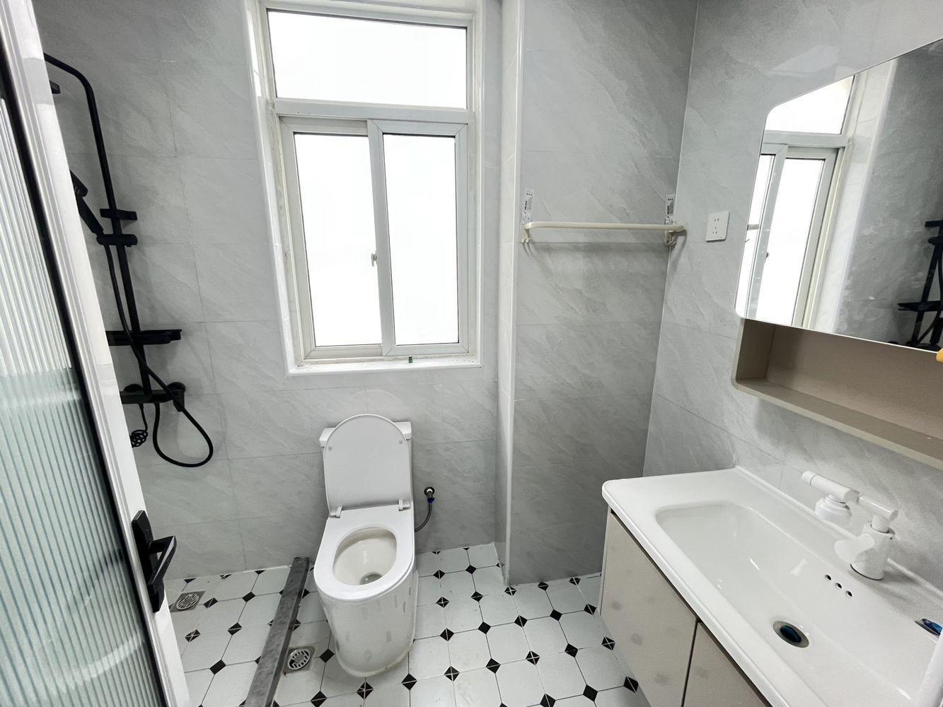 上海佳伟景苑二手房房源图片