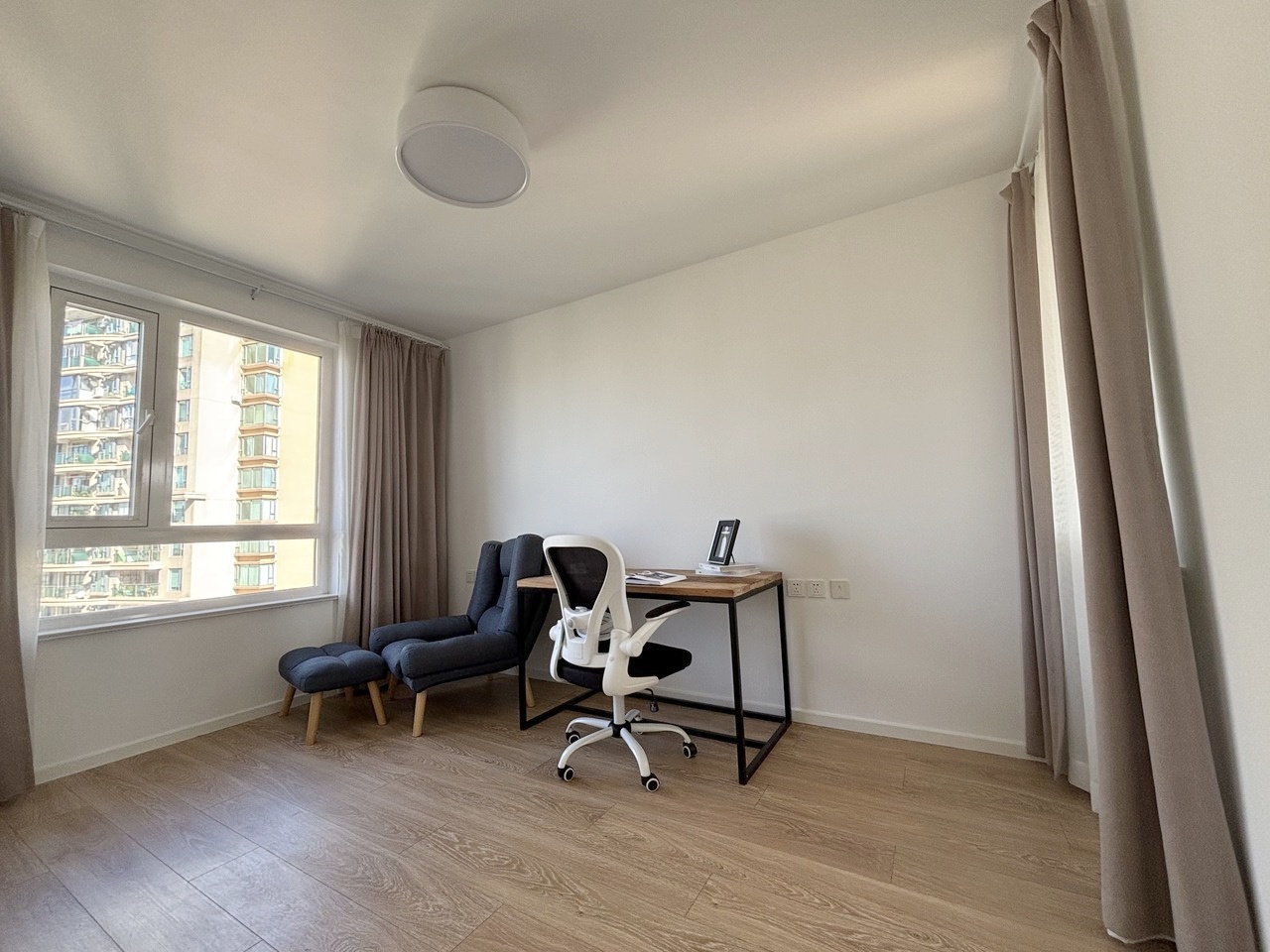 上海国际丽都城二手房房源图片