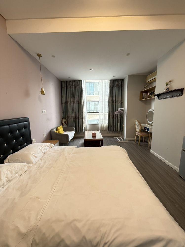 上海宝安公路2442号楼二手房房源图片