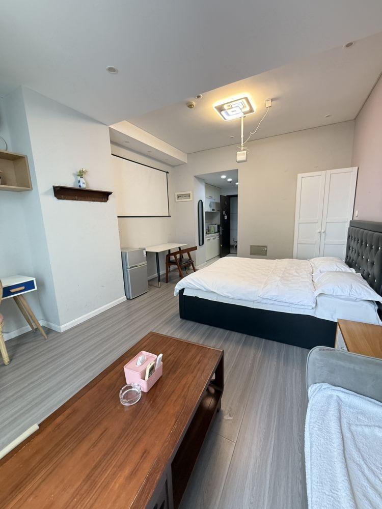 上海宝安公路2442号楼二手房房源图片