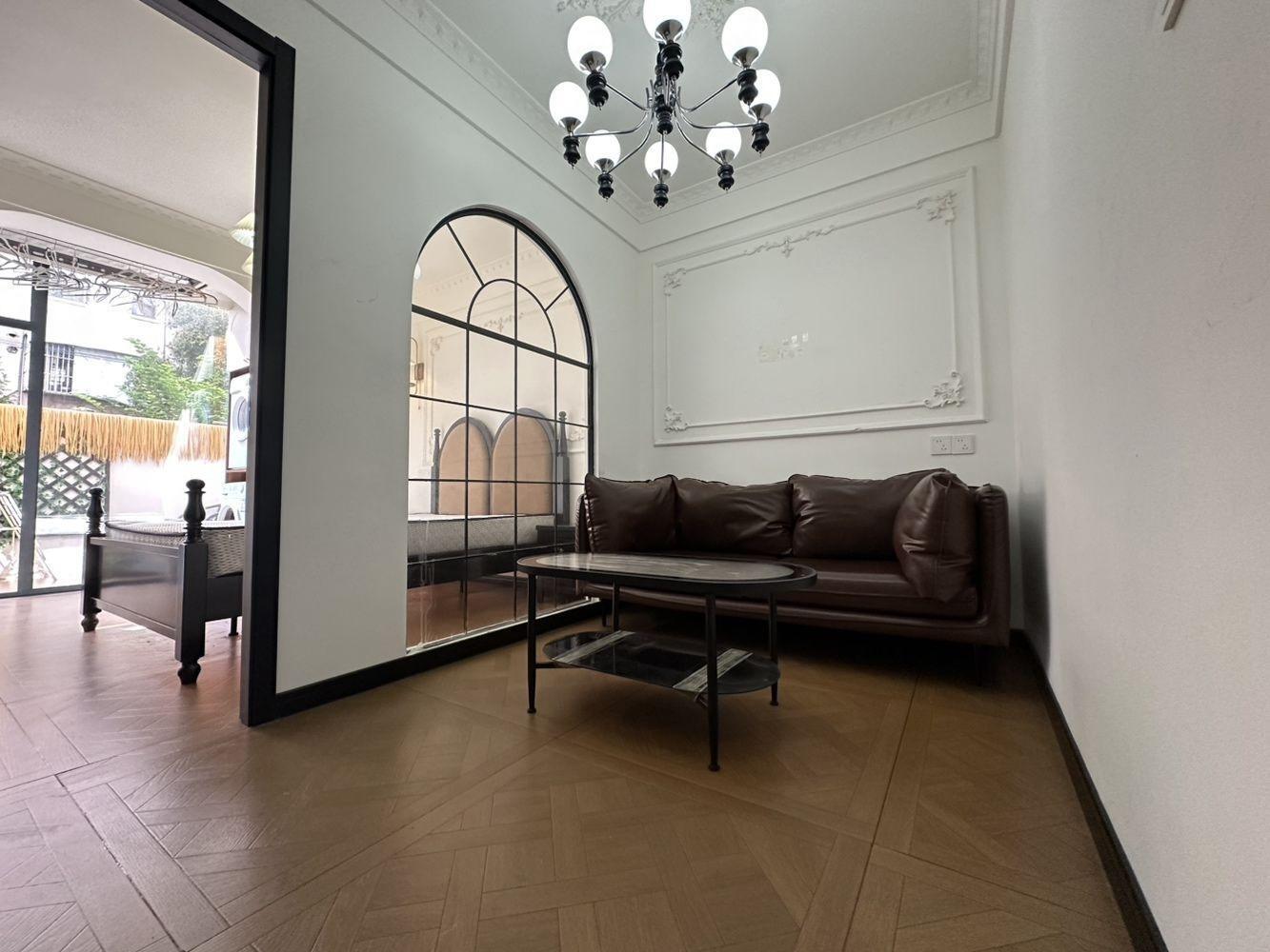 上海定边路119号楼二手房房源图片