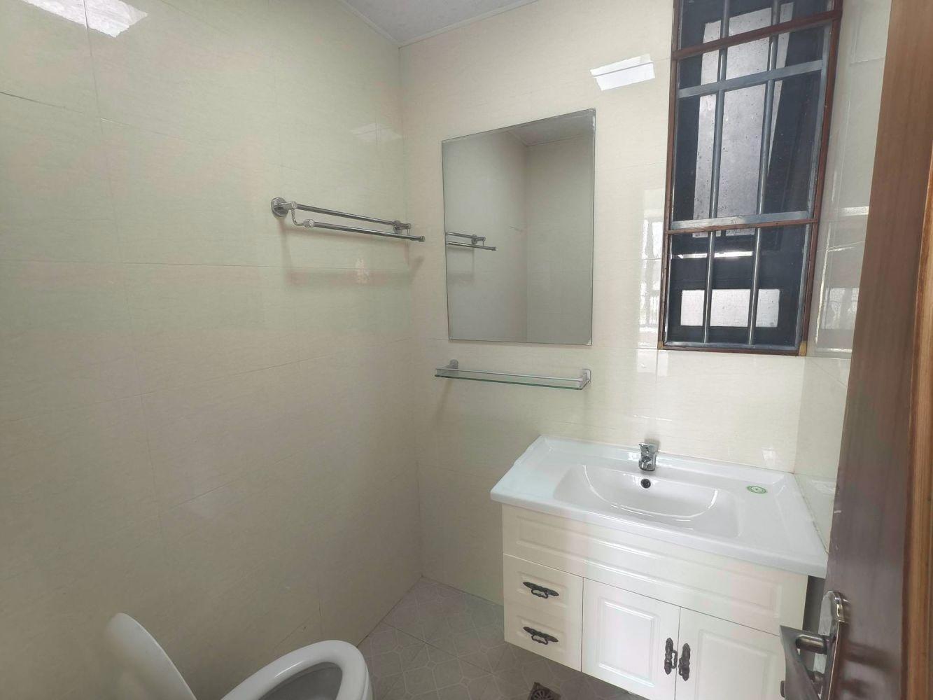 上海日月光伯爵天地汇景华庭二手房房源图片