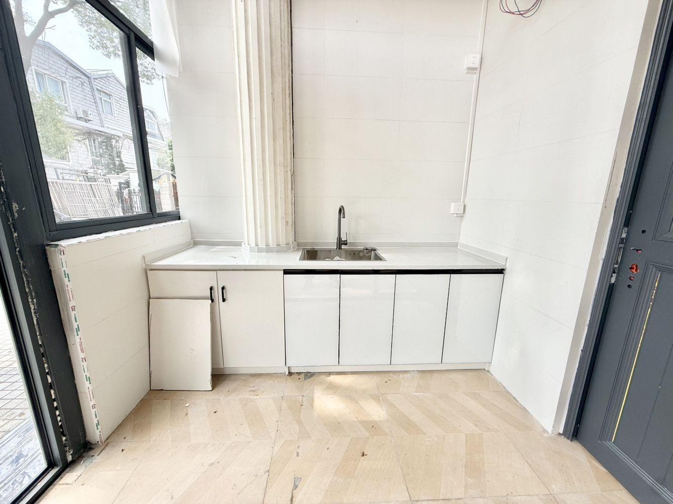 上海立跃国际产业园二手房房源图片