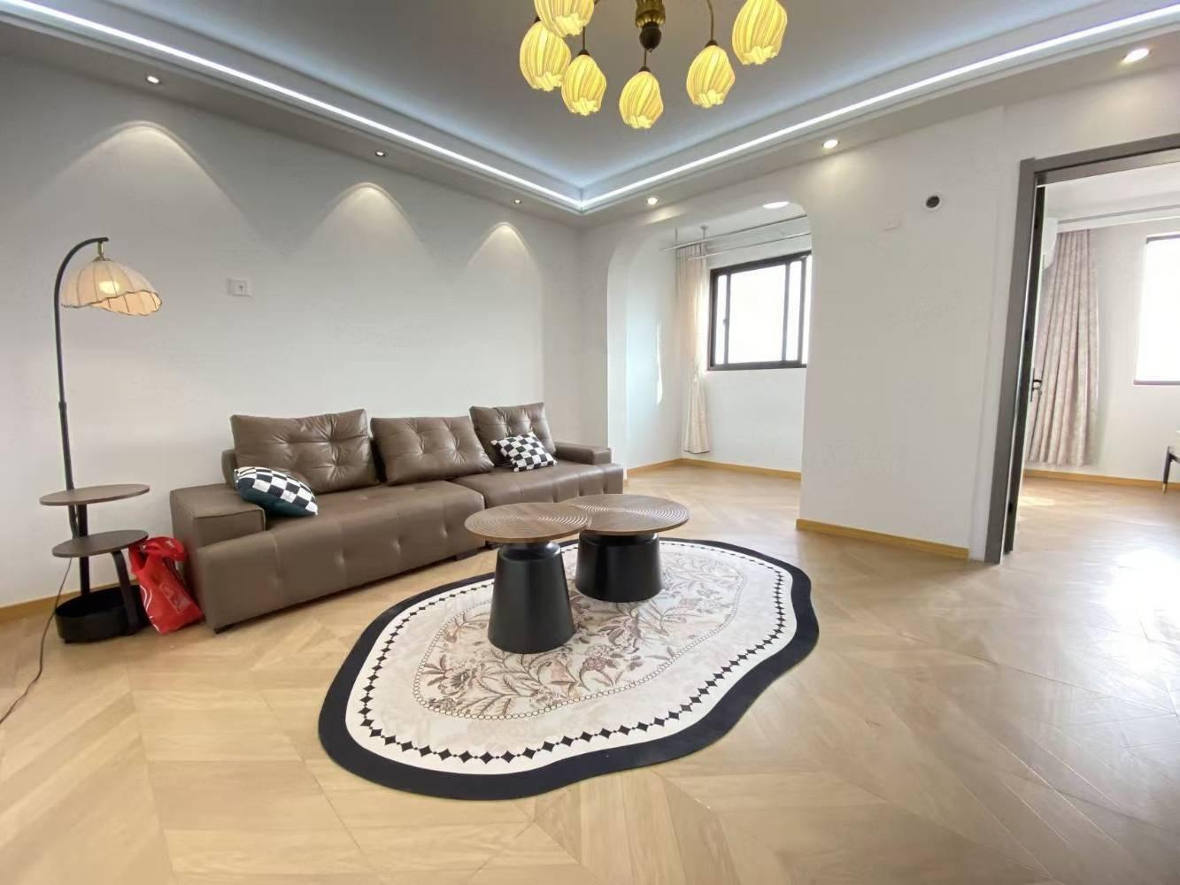 上海菊联路185弄1号楼二手房房源图片