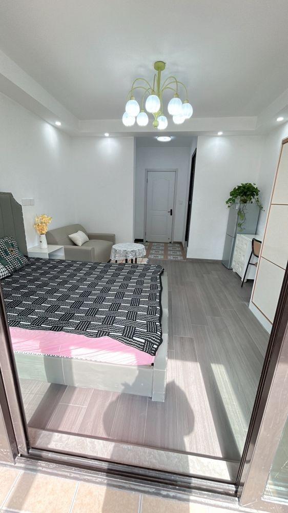 上海绿地蔷薇九里(公寓住宅)二手房房源图片