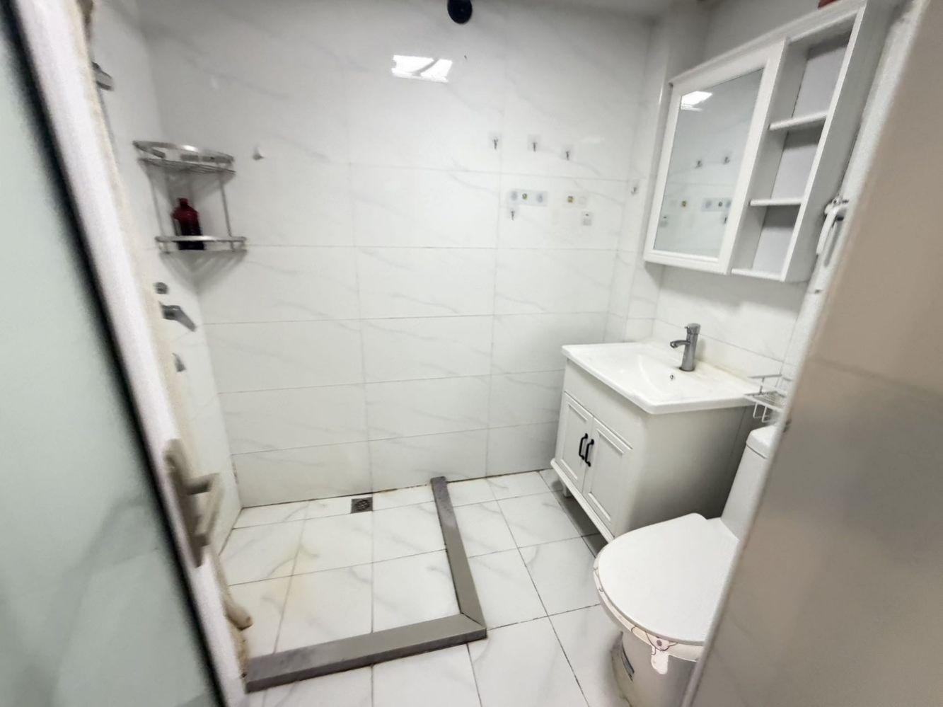 上海龙华新村二手房房源图片