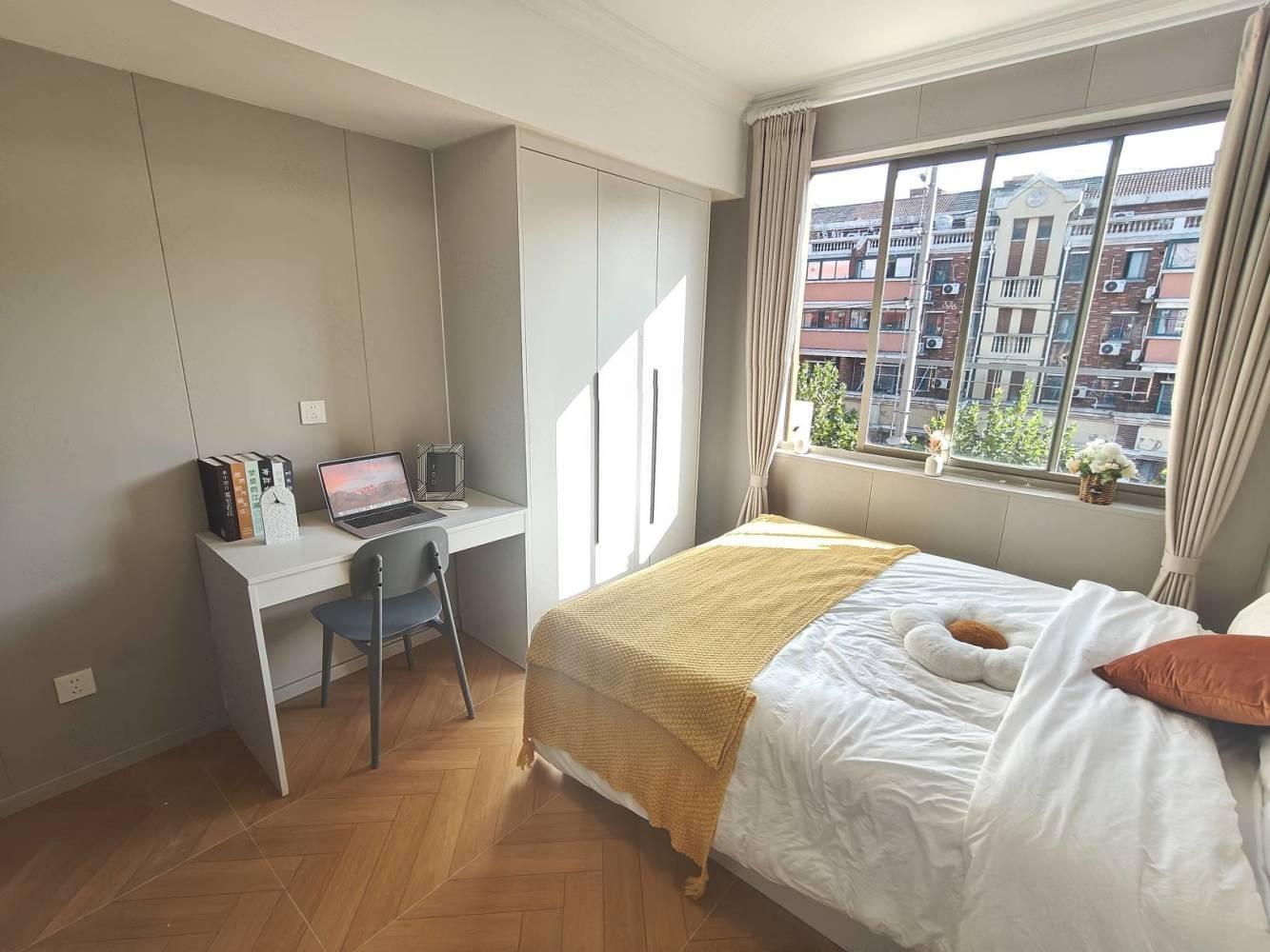 上海高桥村外来人员居住区二手房房源图片