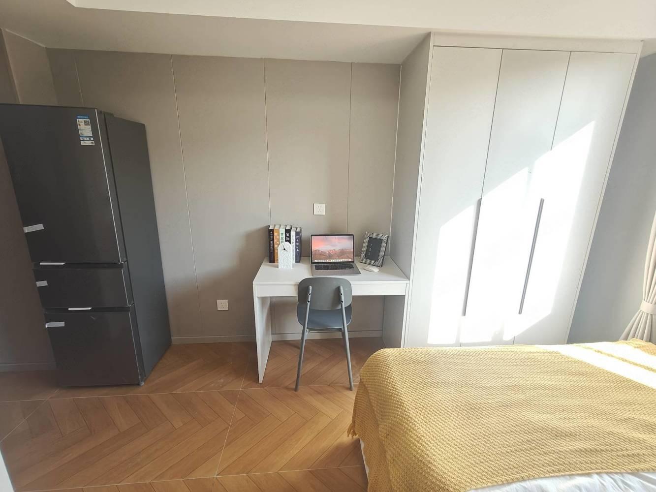 上海高桥村外来人员居住区二手房房源图片